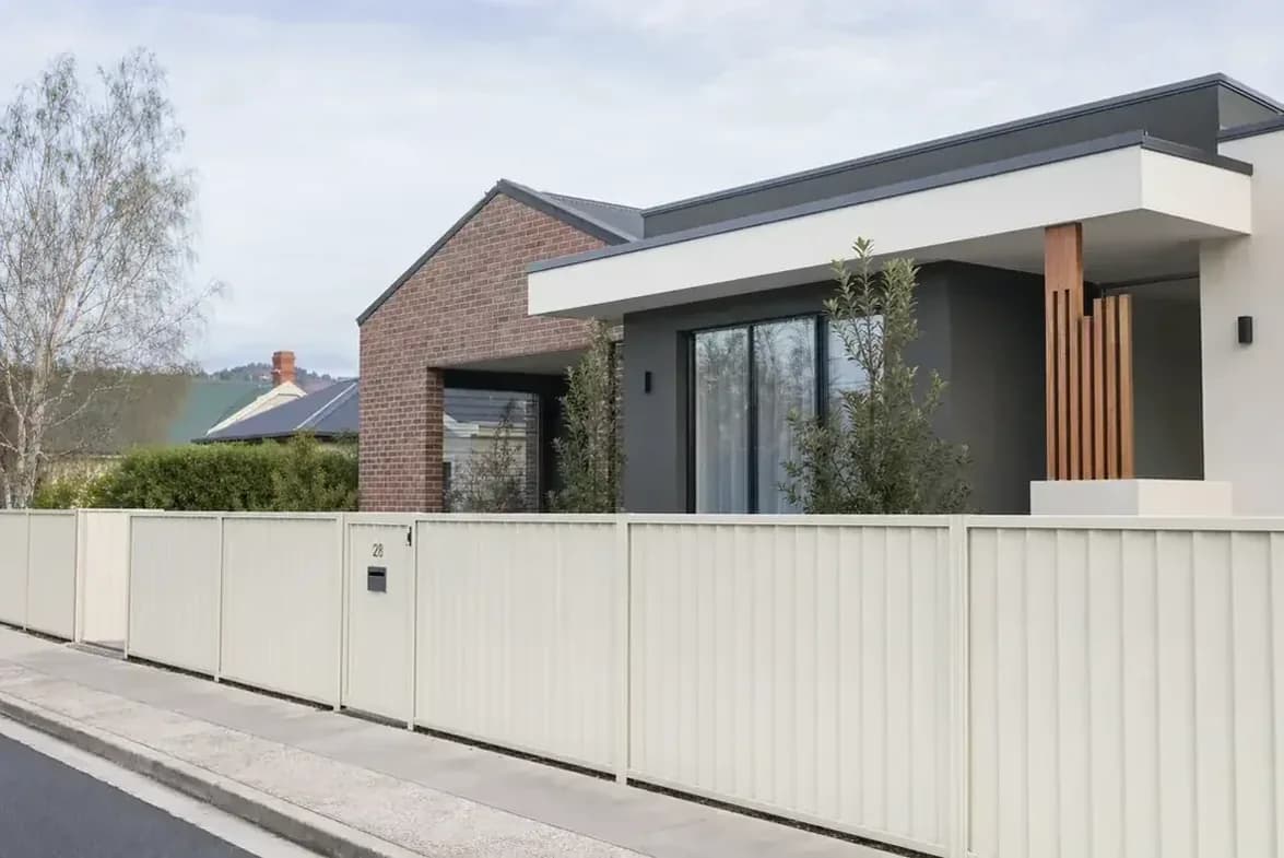 Colour That Doesn't Fade, colorbond fencing in Launceston